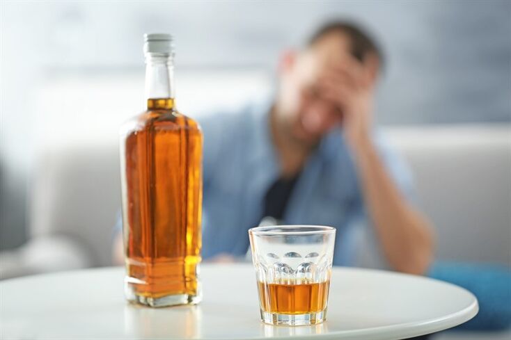 Ang pag-inom sa alkohol negatibo nga makaapekto sa kalihokan sa erectile sa lalaki